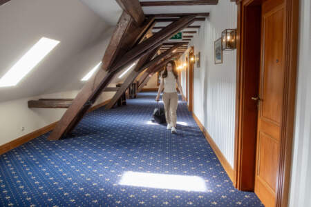 Innenansicht eines Flurs im Hotel Alter Packhof in Hann. Münden